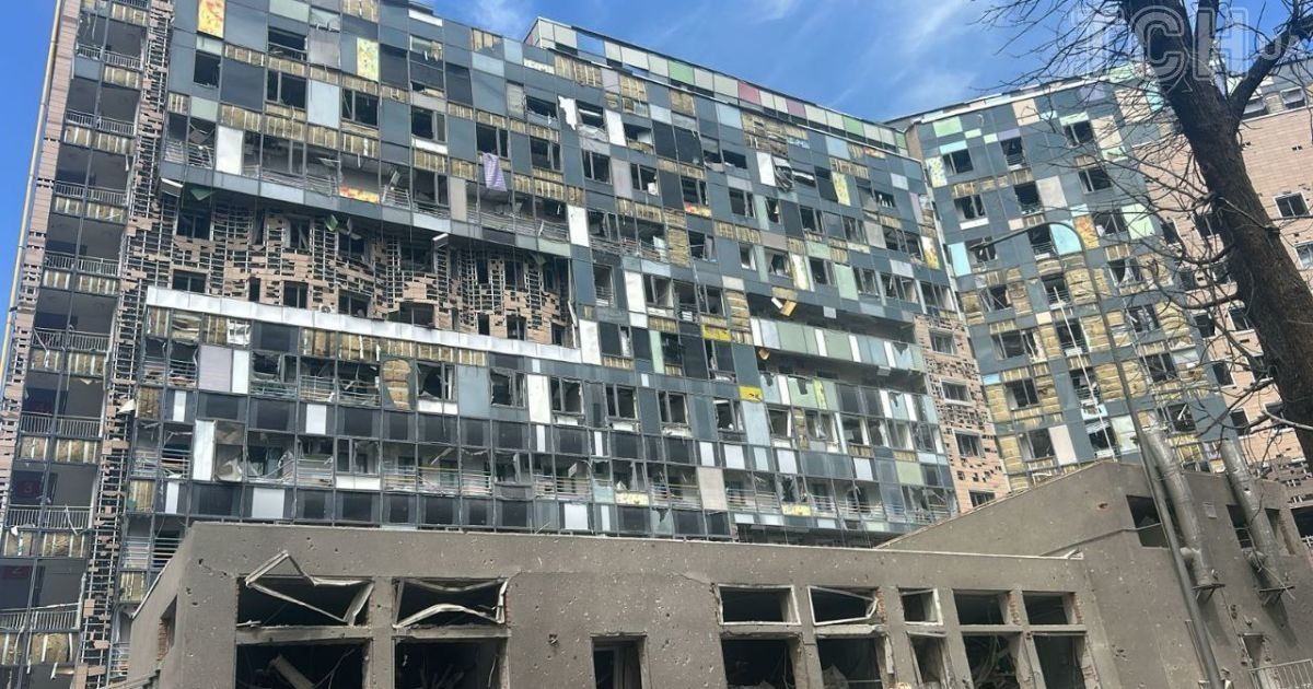 РФ ударила по больнице "Охматдет" в Киеве 8 июля.