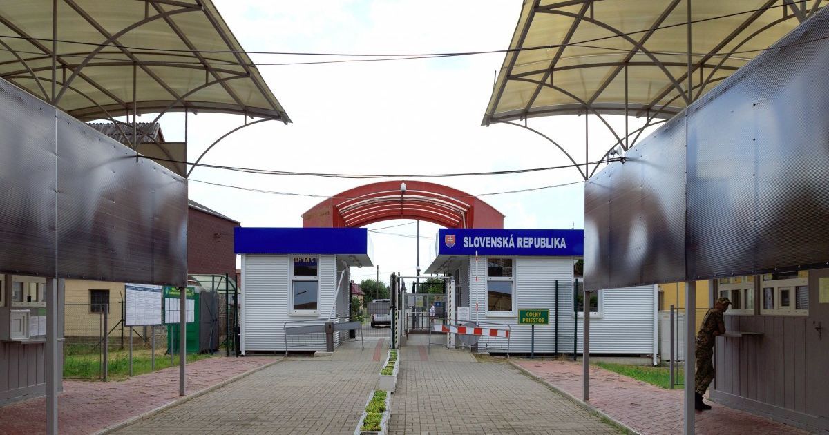 Привласнила 27 тис. грн: у Луцьку засудили жінку, яка покинула людину з інвалідністю та чкурнула до Польщі