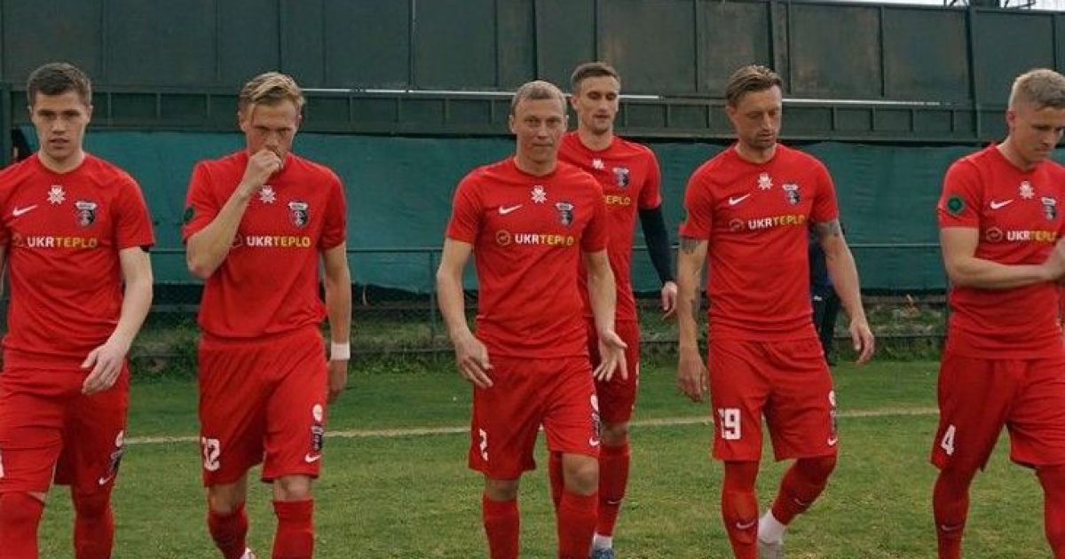 Перший футбольний клуб в Україні повідомив про зменшення зарплат гравцям через коронавірусну кризу