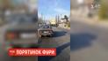 Люди спасли фуру, которую едва не снес поезд