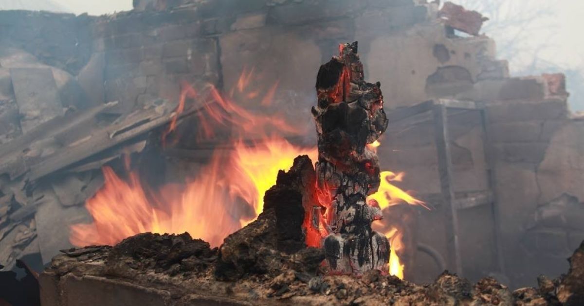 пожежа в Авдіївці_7 / © Facebook/пресс-центр штаба АТО
