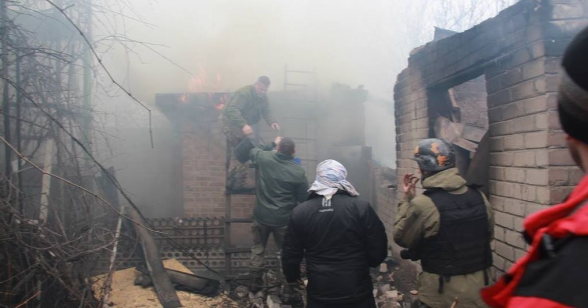 пожежа в Авдіївці_18 / © Facebook/пресс-центр штаба АТО