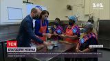 Новости мира: принц Уильям и Кейт пекли блины на кухне шотландского кафе ради благотворительности