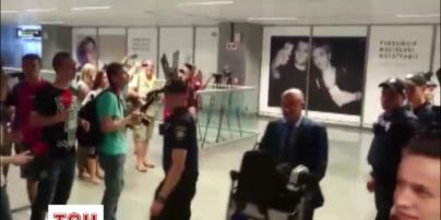 Уболівальники проігнорували повернення збірної України з Євро-2016