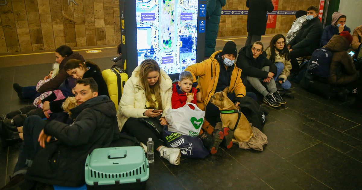 У КМДА пояснили, як скористатись метро під час повітряних тривог