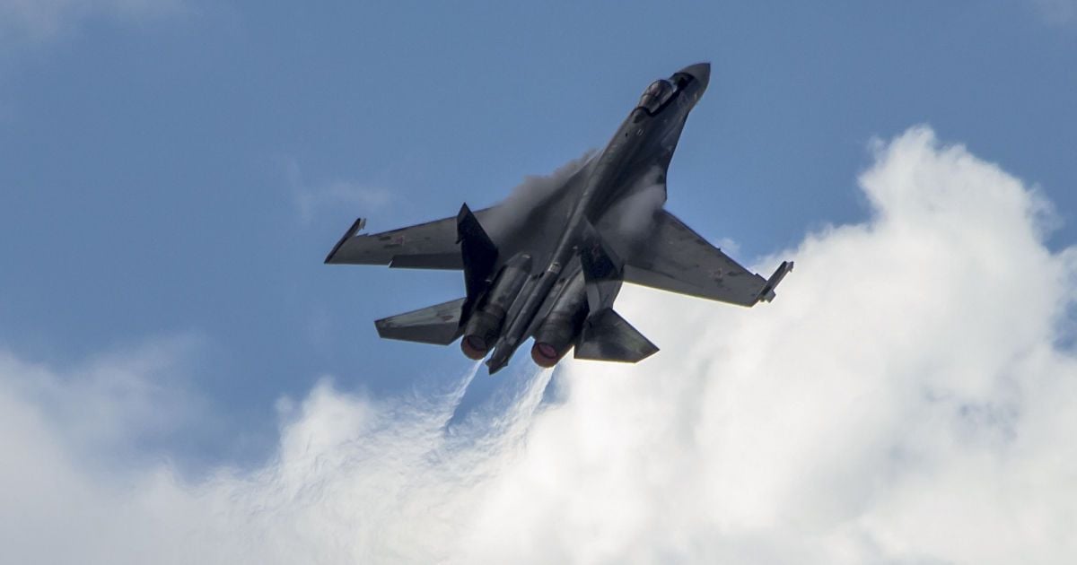 Российский самолет Су-35. Фото иллюстративное