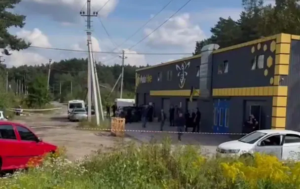 СТО на Львовщине, где произошла стрельба / © Суспільне