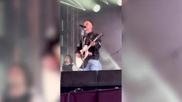 Артем Пивоваров на концерті зі сльозами на очах розповів про знищений окупантами дім