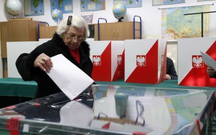 Виборчком Польщі підтвердив, що президентські вибори в країні не відбулися