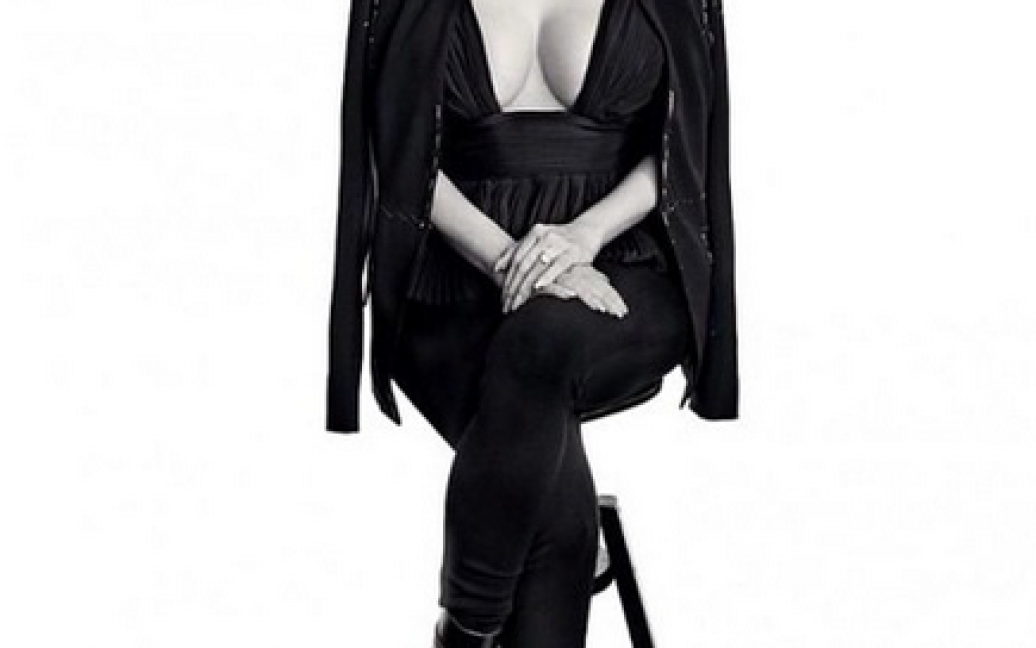 Кардашян снялась в новом фотосете / © instagram.com/kimkardashian