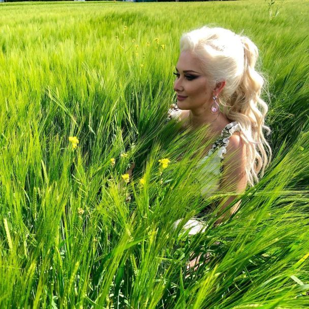  / © instagram.com/buzhynska