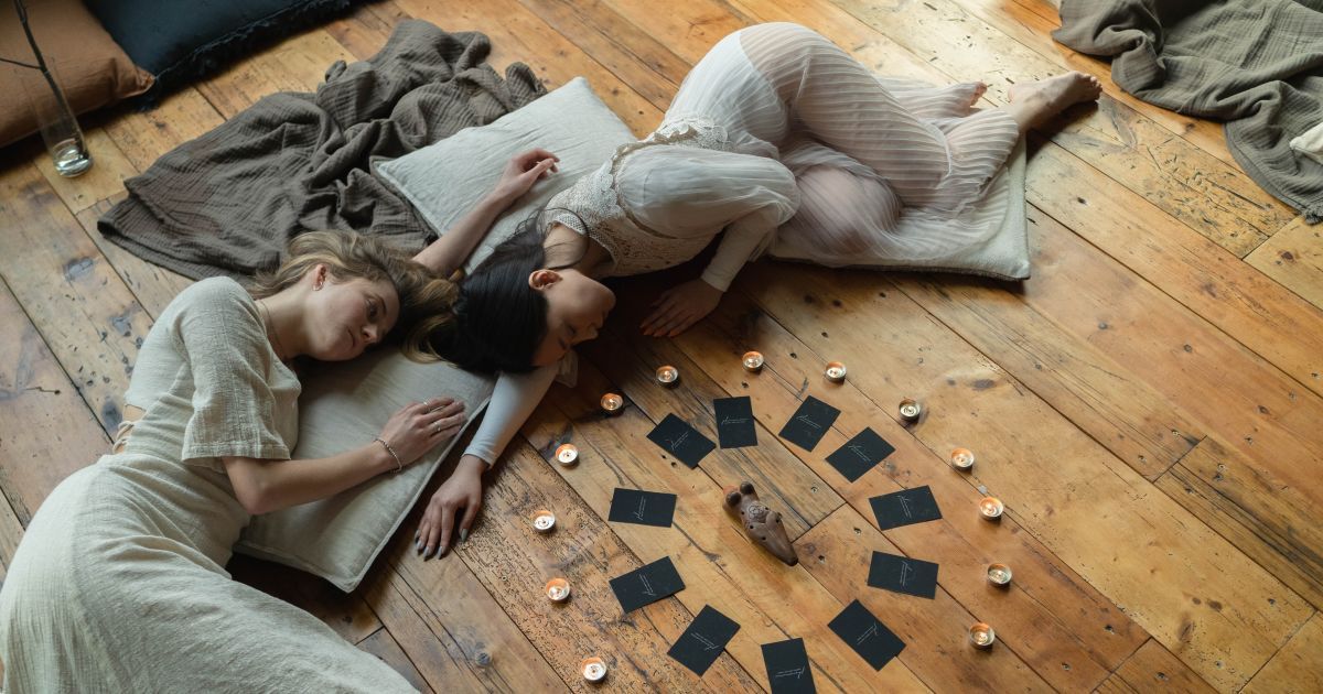 Гороскоп на 13 декабря для всех знаков зодиака по картам Таро