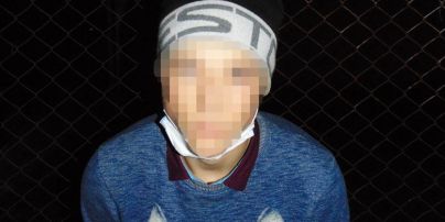 У Києві 19-річний молодик пограбував магазин із мисливським карабіном