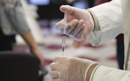 Эксперты США рассмотрят заявку от Johnson & Johnson по регистрации вакцины от коронавируса