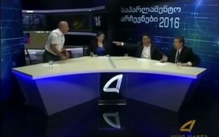 Горячие дебаты. В Грузии кандидаты в депутаты подрались в прямом эфире