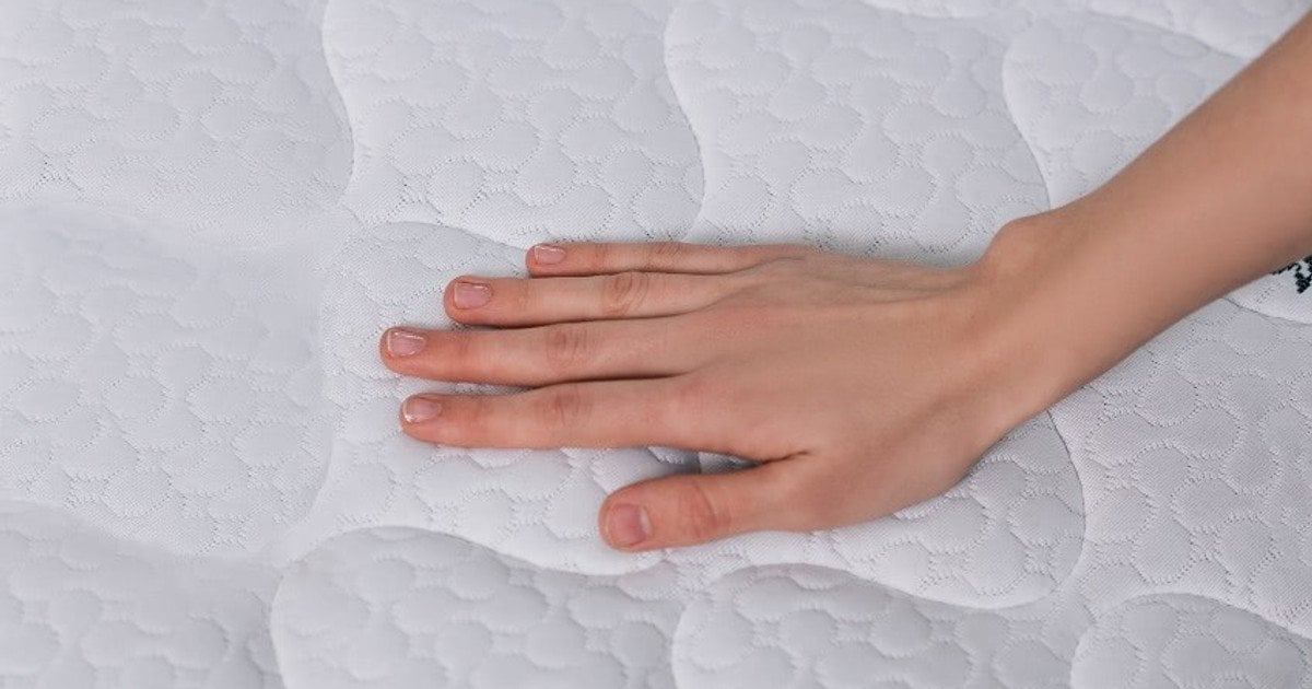 Як почистити матрац