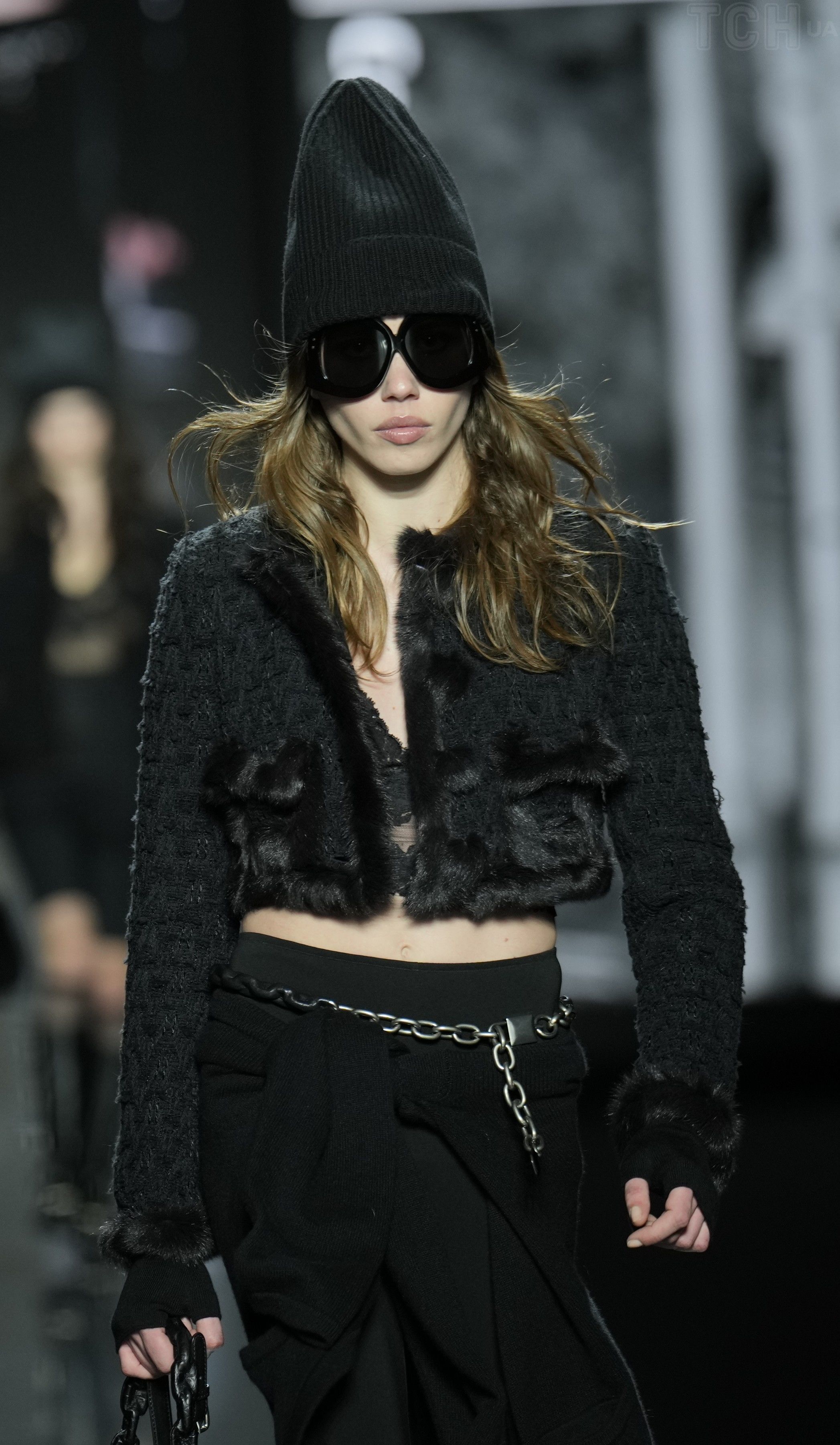 DOLCE&GABBANA カシミヤ マフラー y2k バラクラバ CE05 Бренд Dolce & Gabbana презентував колекцію осінь-зима 2025-2026 у