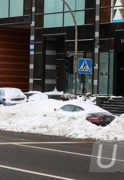 Porsche сніг київ_1 / © UBR.ua