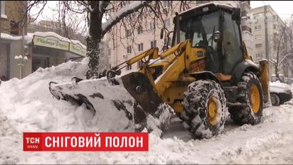 ТСН нашла на частном вызове снегоуборочную технику, о нехватке которой заявили чиновники