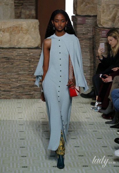 Коллекция Lanvin прет-а-порте сезона осень-зима 2019-2020 / © East News
