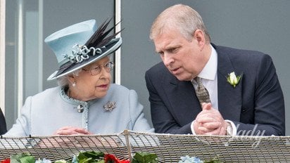 Королева Елизавета II и экс-принц Эндрю
