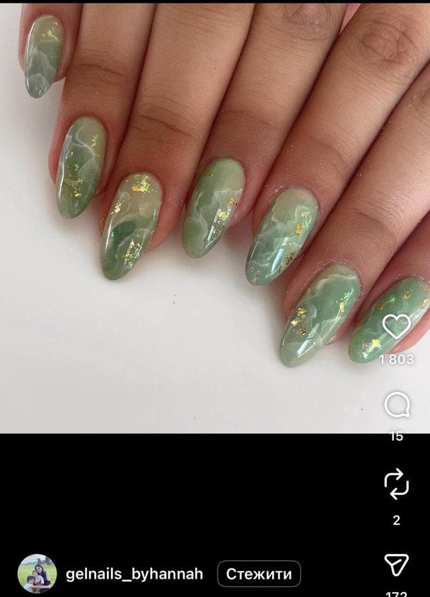 jade nails / © Instagram