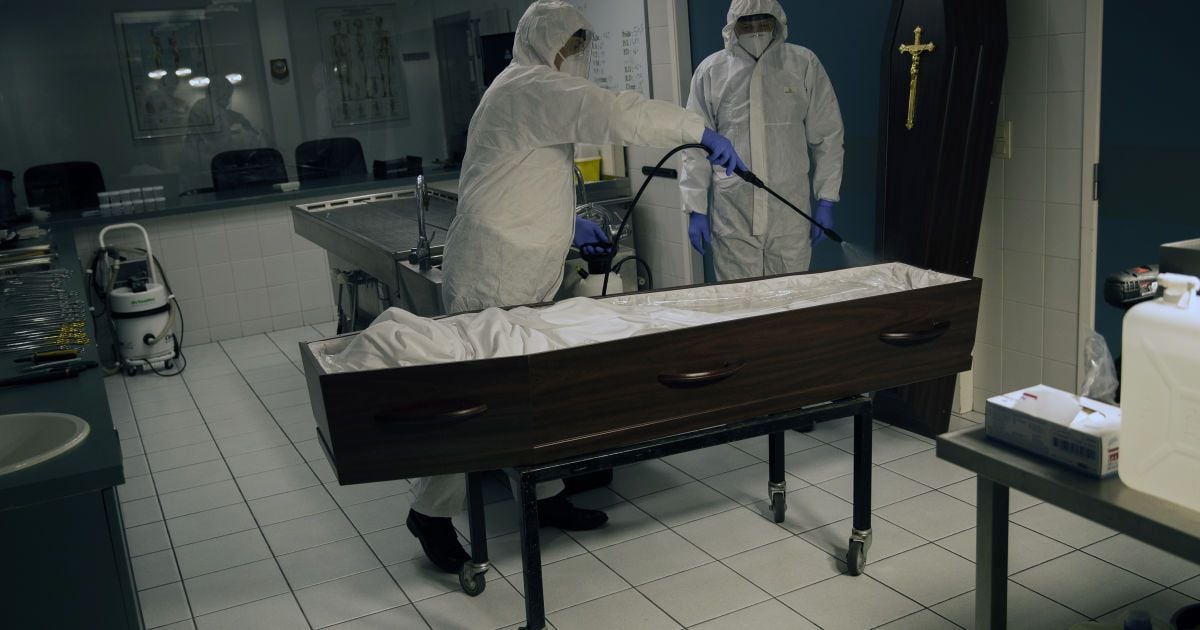 В Еквадорі нібито померла від коронавірусу жінка за місяць прийшла до тями
