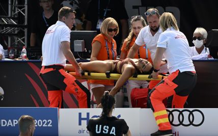 Не дихала протягом двох хвилин: американська синхроністка знепритомніла в басейні на Чемпіонаті світу