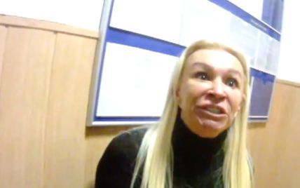 Скандальная блондинка после нападений на полицию убежала в Монако и публично оскорбляет украинцев - СМИ
