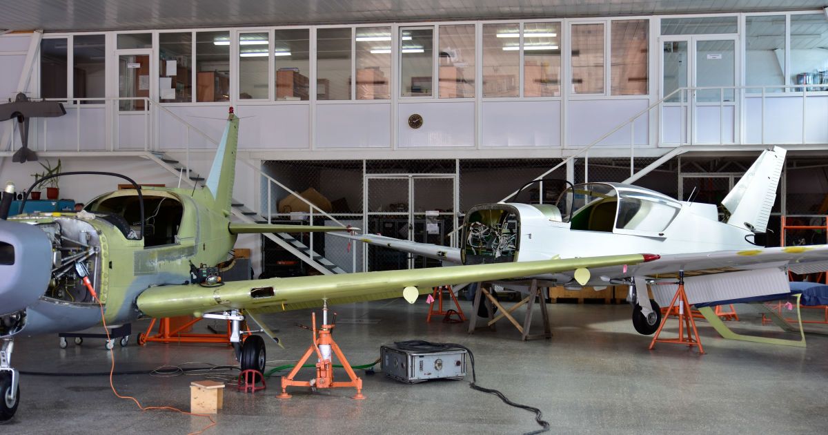 Новый самолет Y1 "Дельфин", разработанный Одесским авиационным заводом