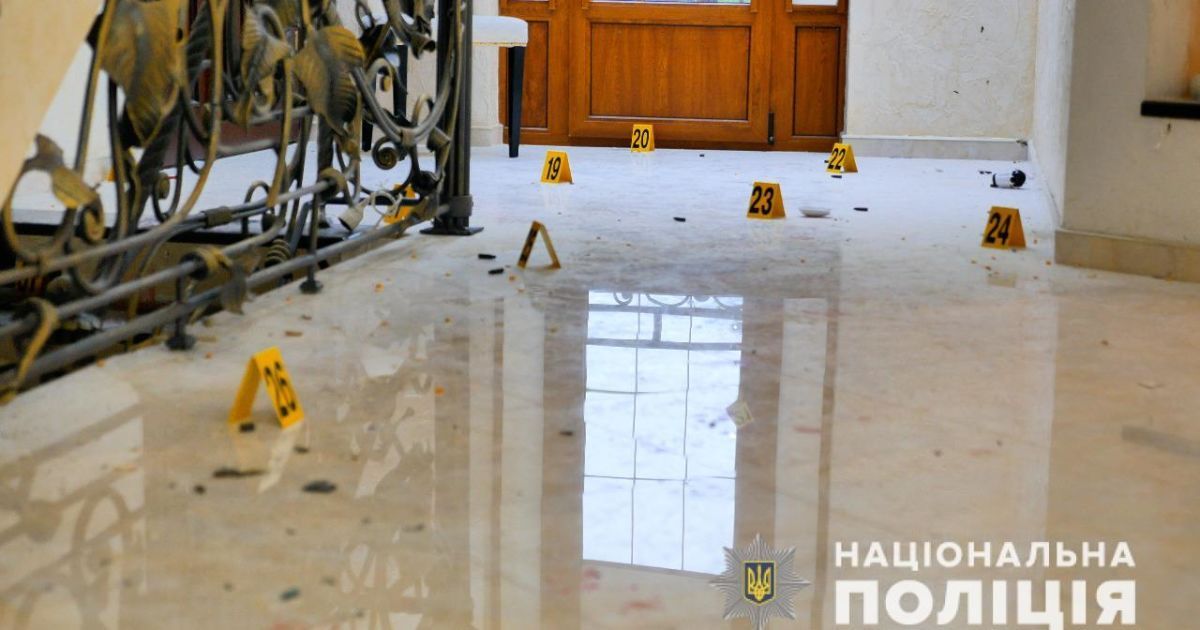 На Буковині грабіжник елітного будинку відкрив вогонь по спецпризначенцях