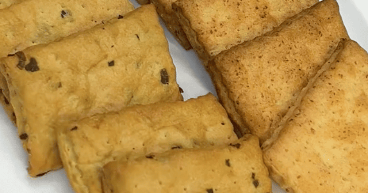 Крекер сирний та цибулевий tiktok.com_@romayemets