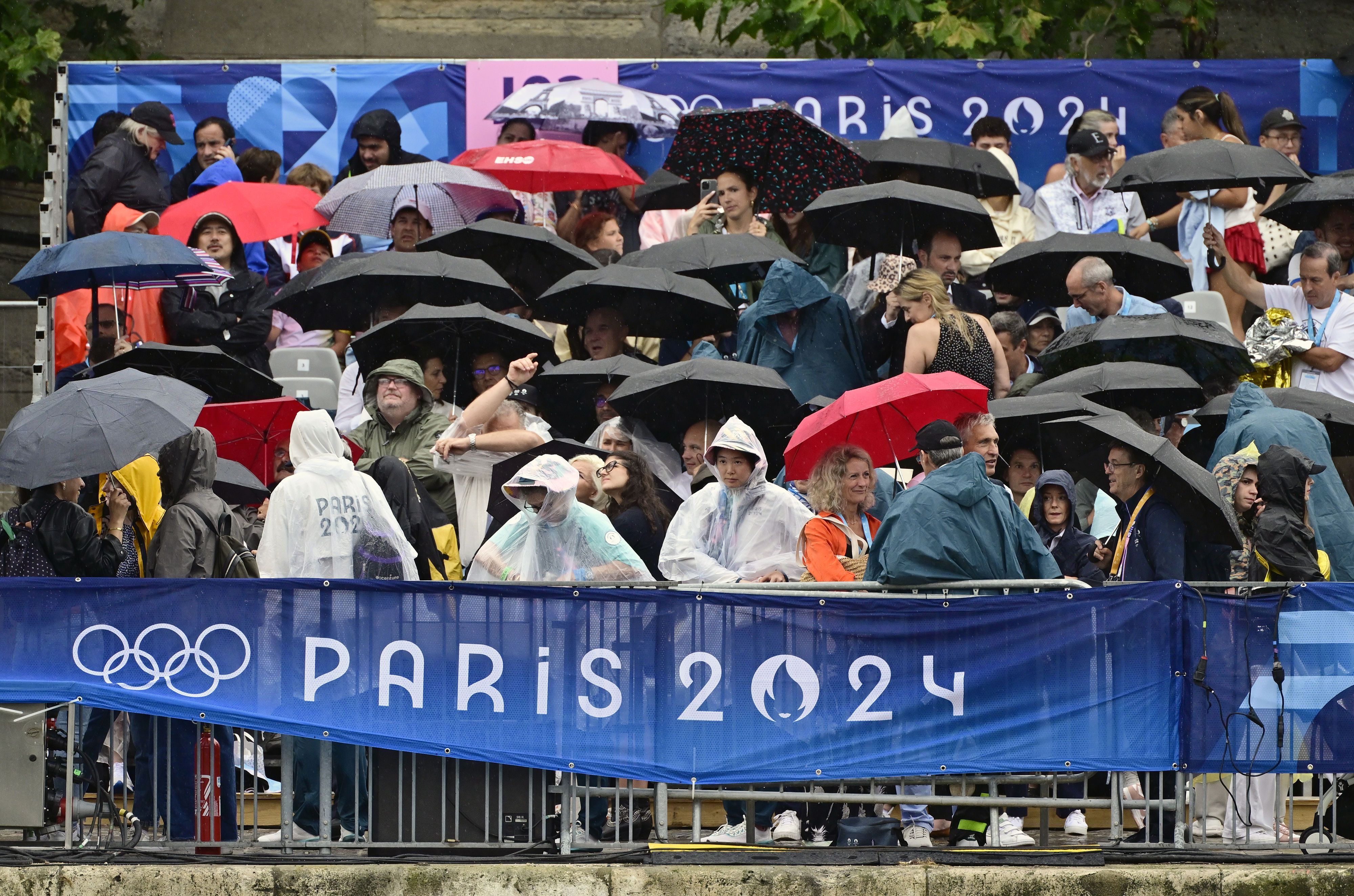 Церемонія відкриття Олімпіади-2024 / © Associated Press