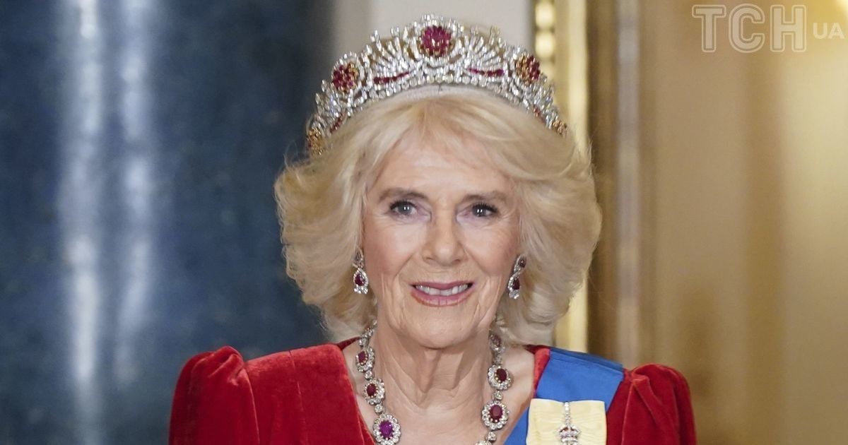 Королева Камілла