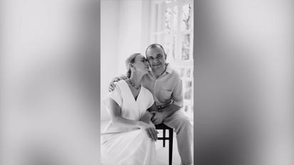 Виктор Павлик восхитил романтикой с младшей почти на 30 лет женой