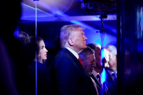 Трампа освистали на очах тисяч людей: що стало причиною (від