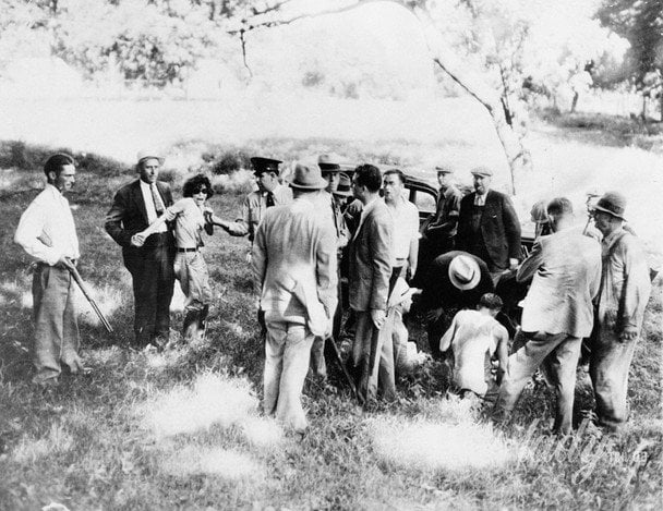 24 липня 1933 року, поліціянти схопили Бака Берроу та його дружину Бланш Берроу / © Associated Press
