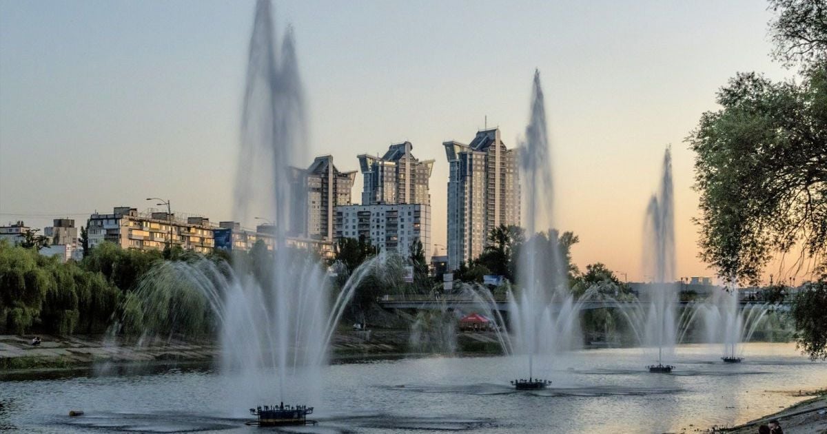 Киян попереджають про обмеження руху на мосту через Русанівський канал