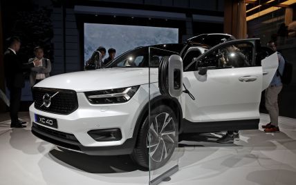 Volvo заинтриговала презентацией первого электрокара