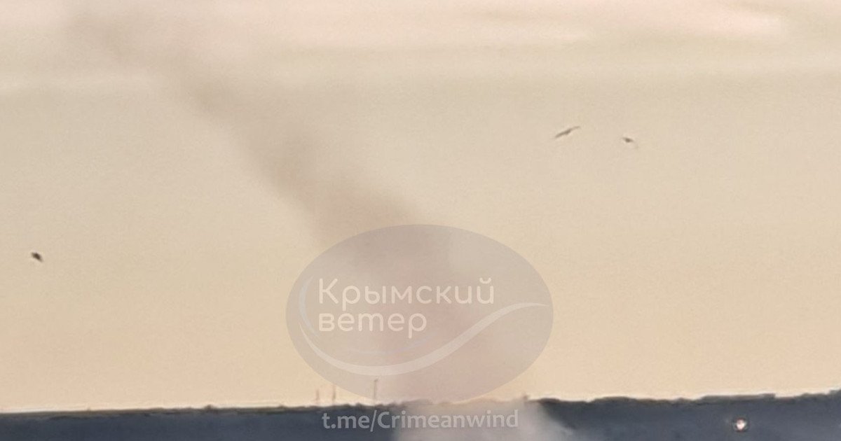 Взрывы в Крыму