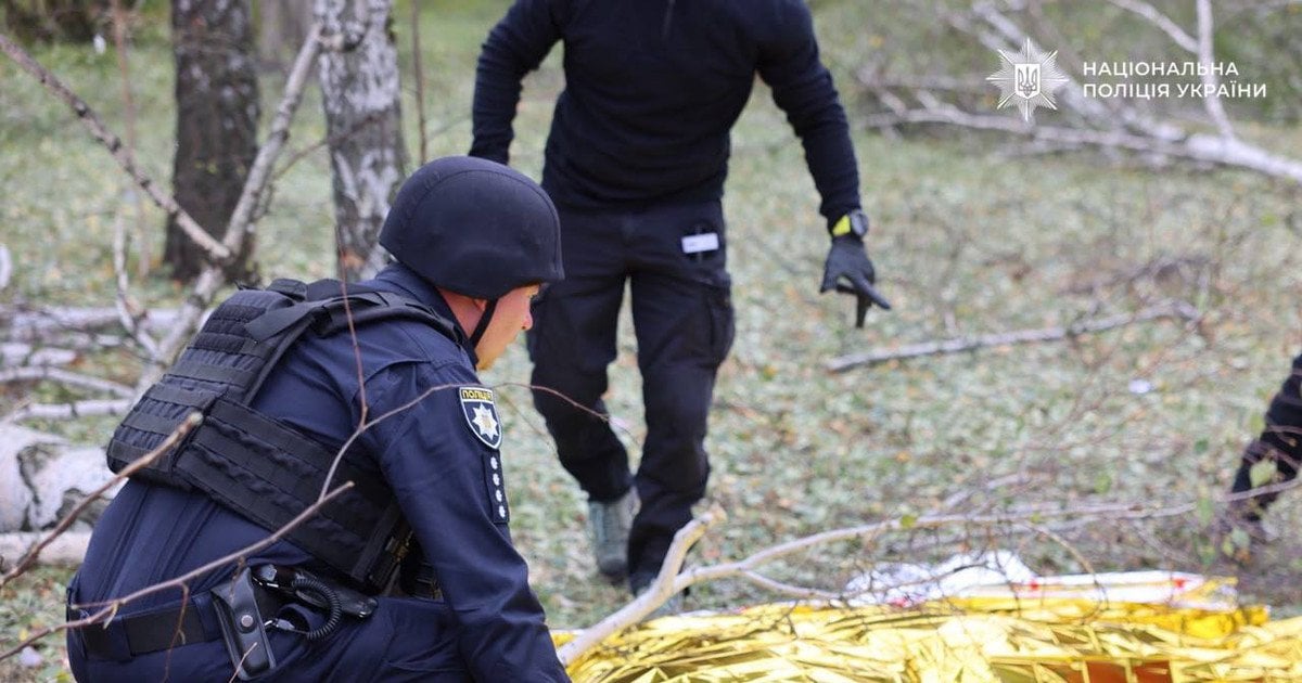 Росіяни вдарили авіабомбами по великому місту — влучили у дитбудинок: є загиблі та поранені (фото)