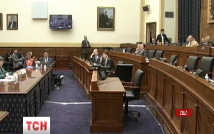 Конгрессмены США более трех часов в жесткой форме говорили с Нуланд об Украине