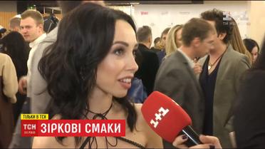 Обувь, пальцы и глаза: что привлекает украинский бомонд в противоположном поле