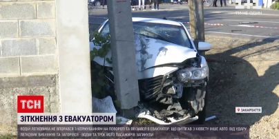 Новини України: на Закарпатті внаслідок аварії загибло четверо людей