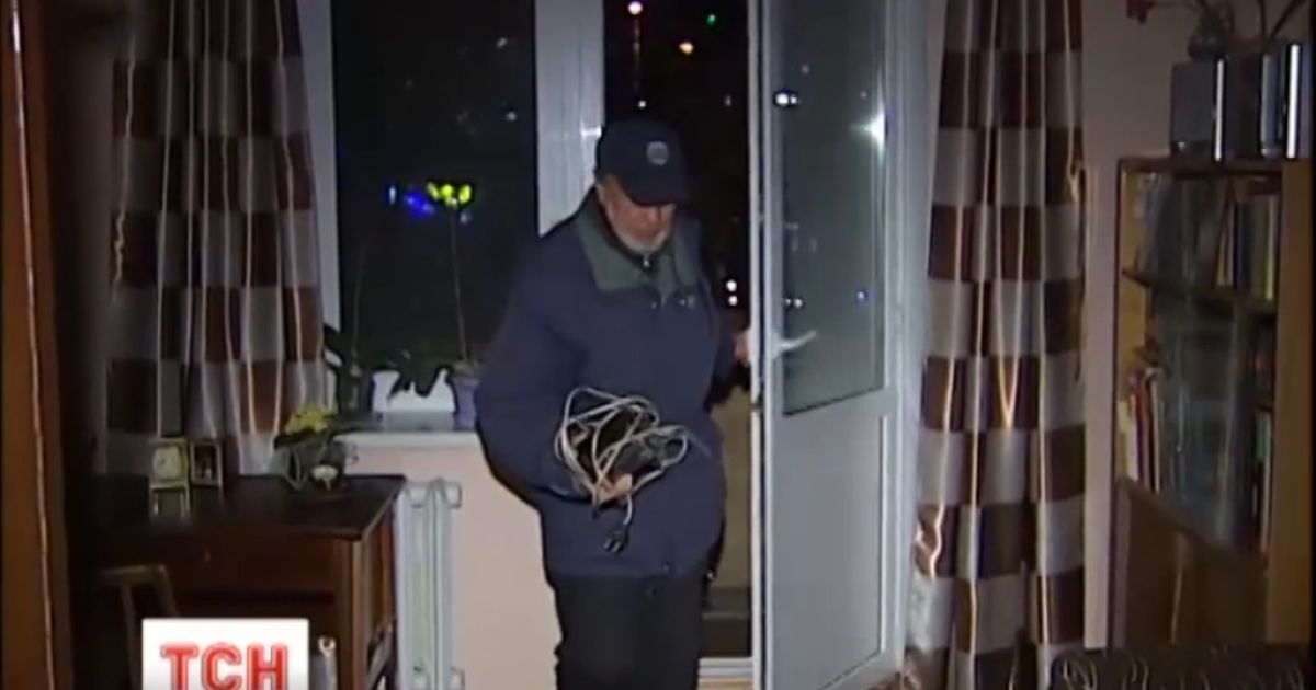 Понад вісім годин мешканці Солом&#039;янського району столиці чекали на аварійну службу