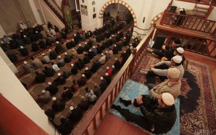 Половина россиян хотят укрепит связи с мусульманским миром