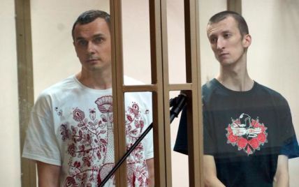 ЕС и США осудили приговор Сенцову-Кольченко и призвали Россию немедленно отпустить пленников