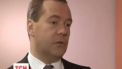 Медвєдєв радить росіянам затягнути паски