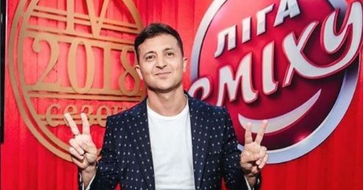 "Тяжеловес" Зеленский умело поприседал со штангой