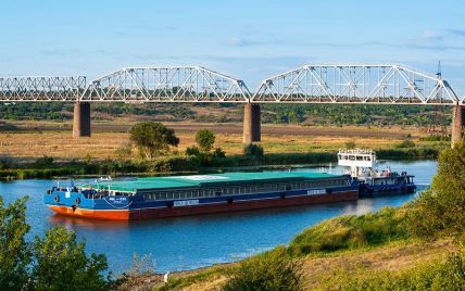 "Нібулон" транспортував перший мільйон тонн вантажів річкою Південний Буг